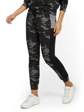 Camo-Print Colorblock Jogger Pant