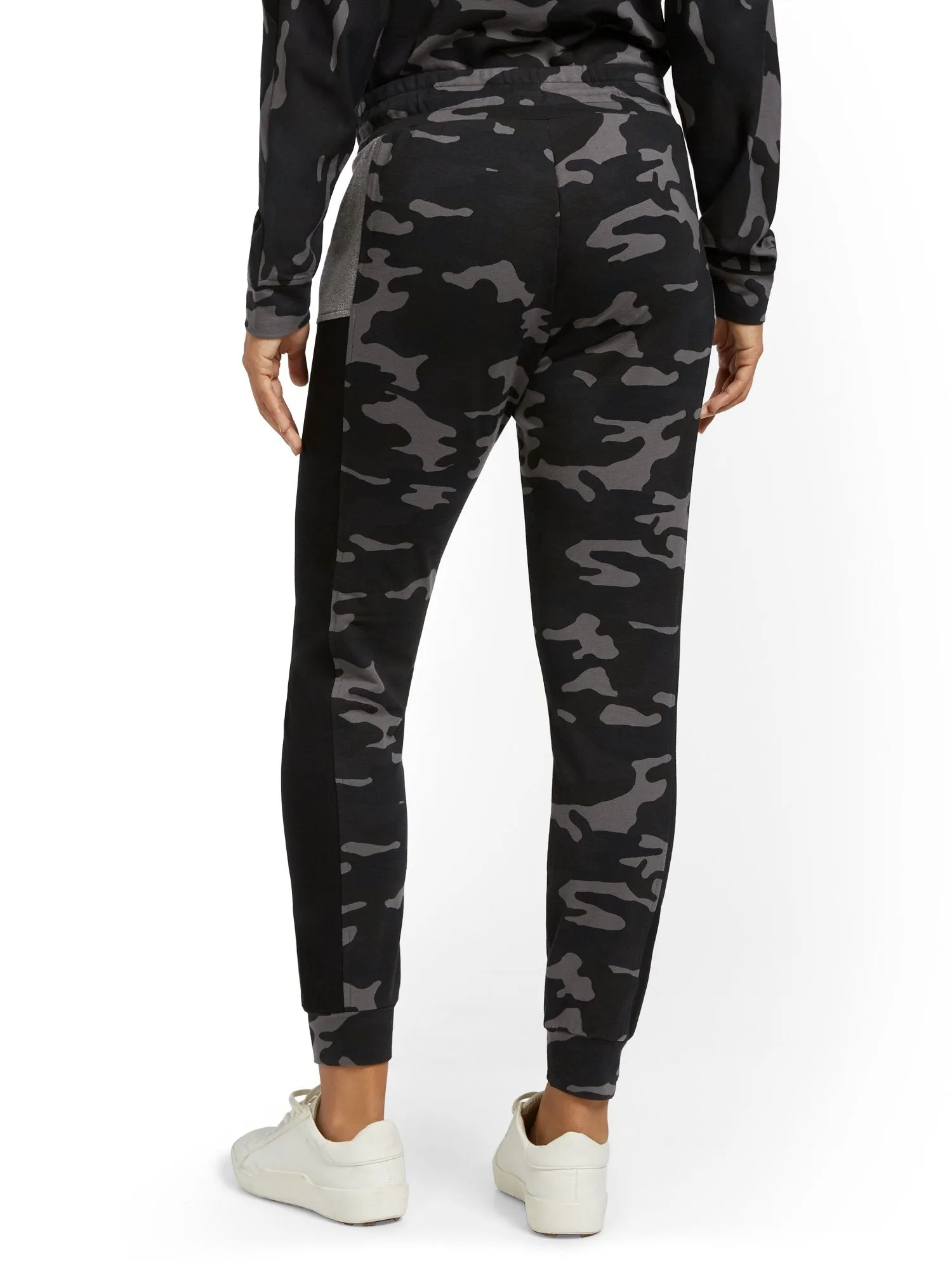 Camo-Print Colorblock Jogger Pant